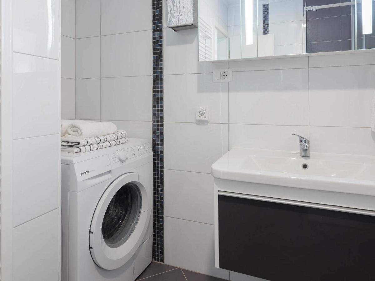 Apartment Lana St Supetar Luaran gambar