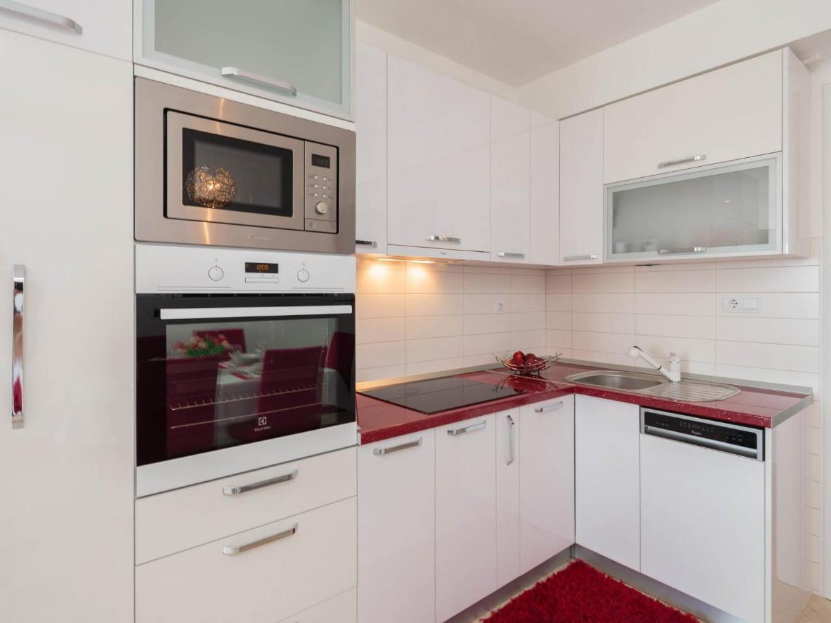 Apartment Lana St Supetar Luaran gambar