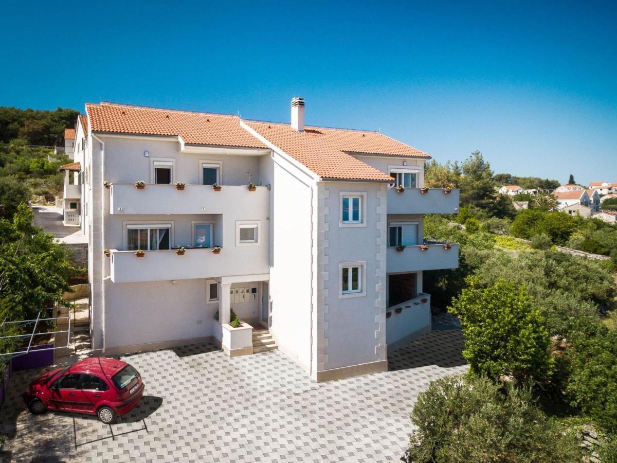 Apartment Lana St Supetar Luaran gambar