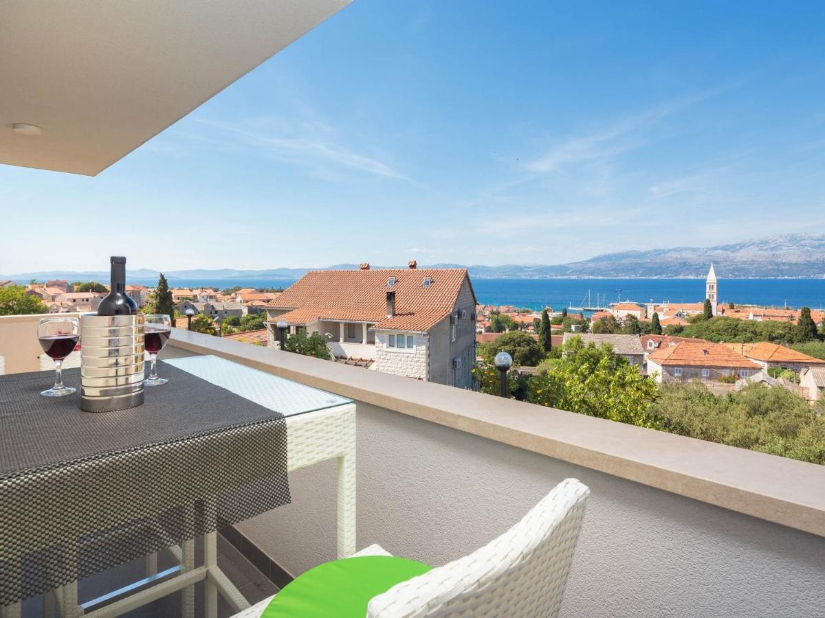 Apartment Lana St Supetar Luaran gambar